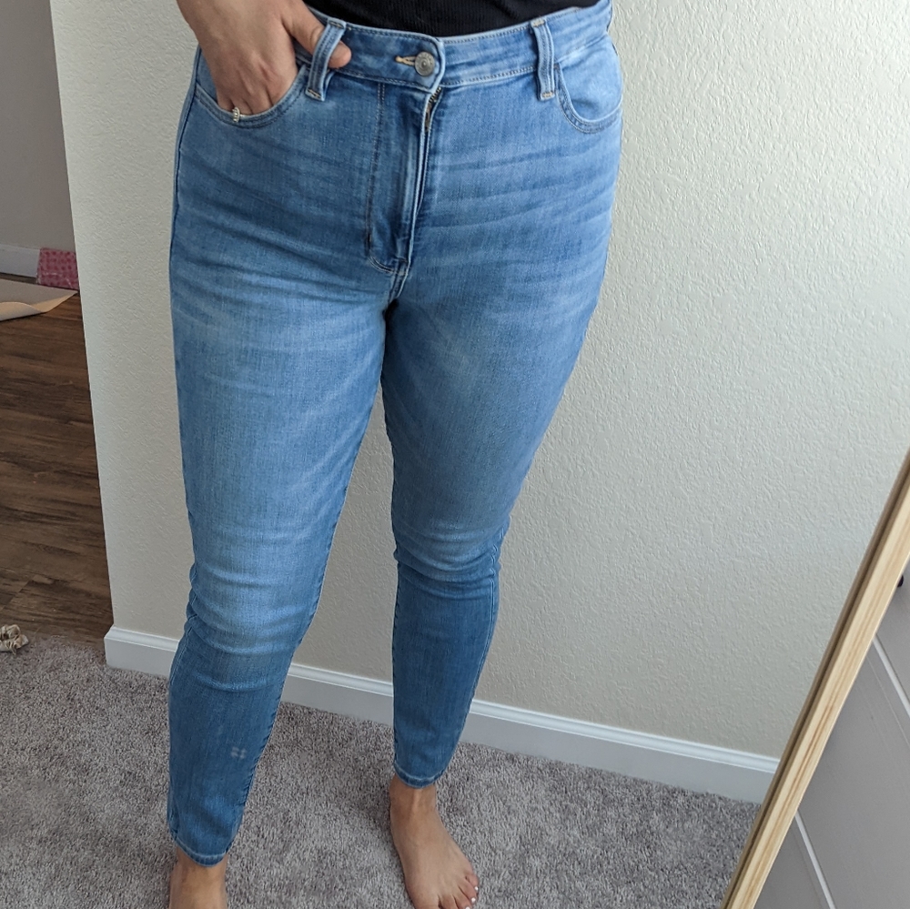 American eagle 12 jeans